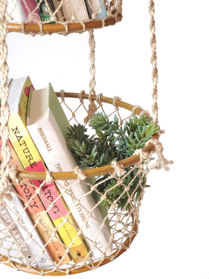 Double hanging basket made of natural jute with metal hooks, designed for indoor or outdoor plant display by DC-KORISSA.