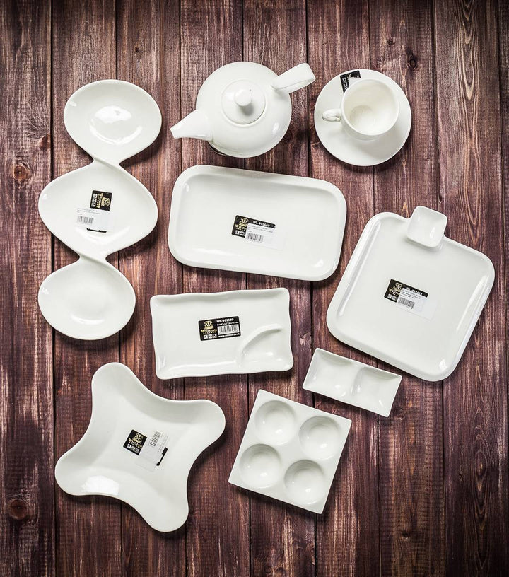 Porcelain divided sauce dish with three compartments, for sauces or dips.