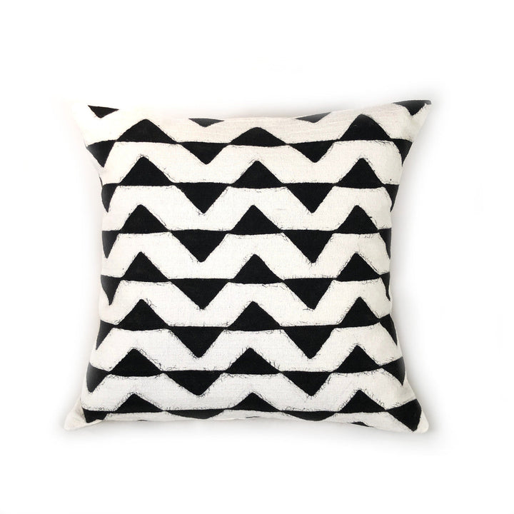 White cotton sadza pillow cover with a hand-painted triangles pattern, handwoven in Zimbabwe.