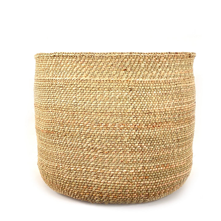 Natural undyed Iringa basket, handwoven Tanzanian Milulu grass