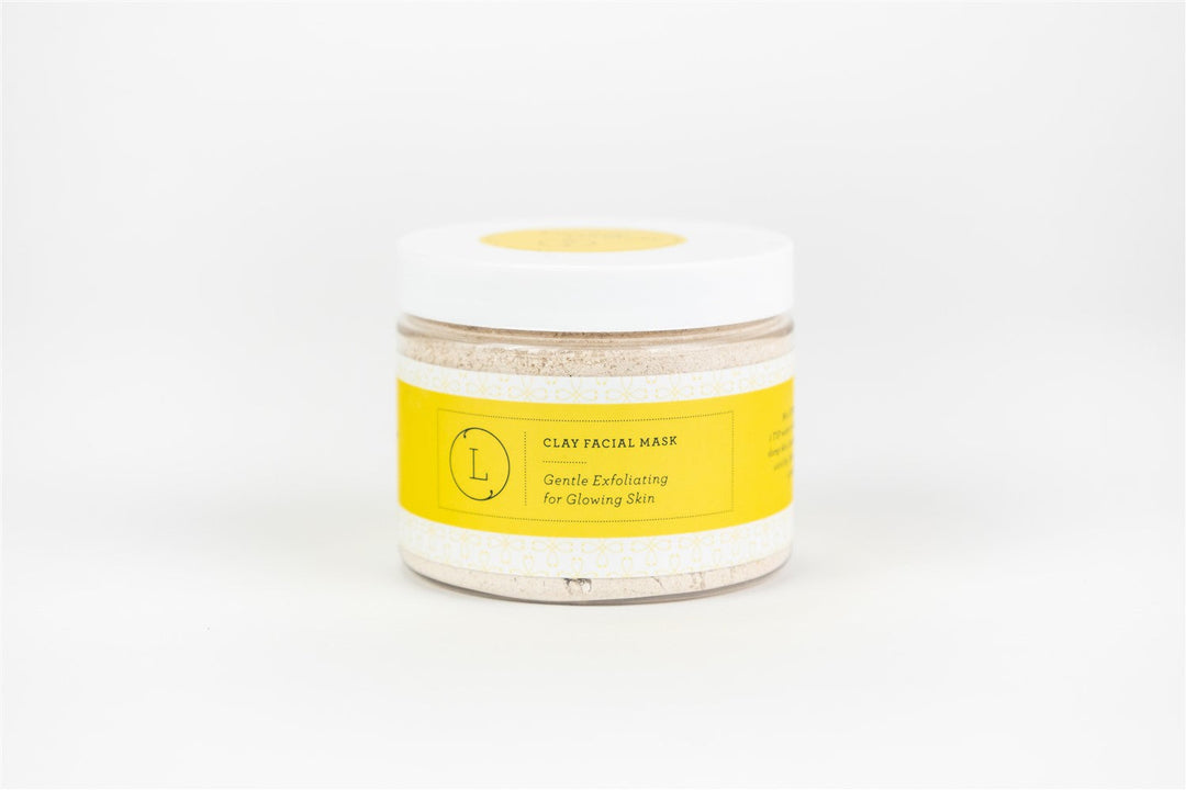 Lizush natural clay facial mask, a clay mask mixed and ready to apply.
