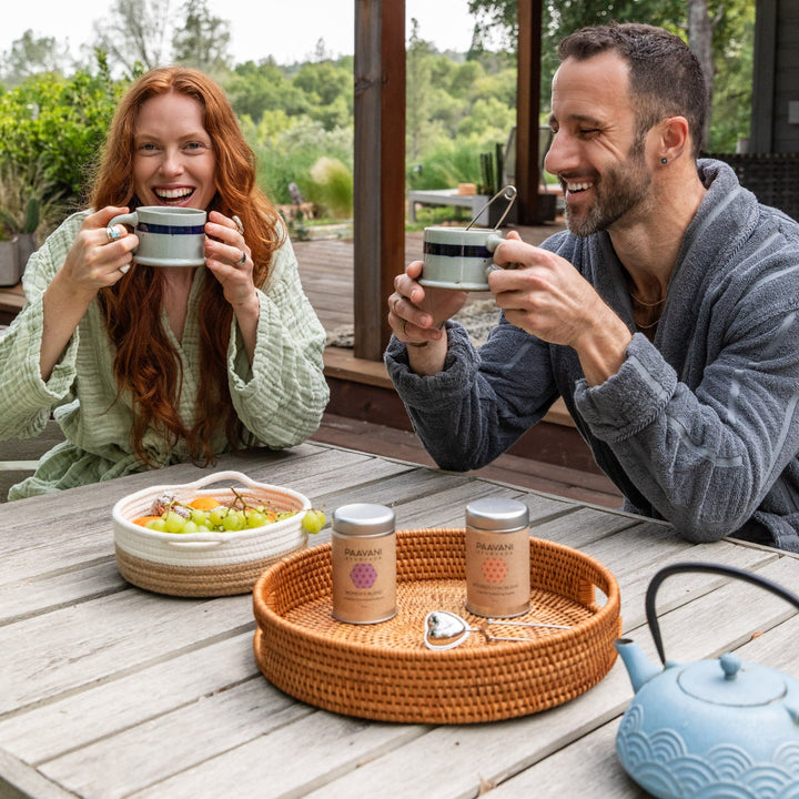 Heart-shaped stainless steel tea infuser with fine mesh.