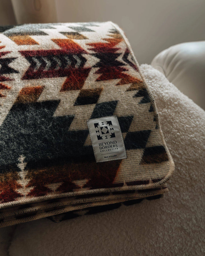 Detail of the Campfire Ash fringed throw&