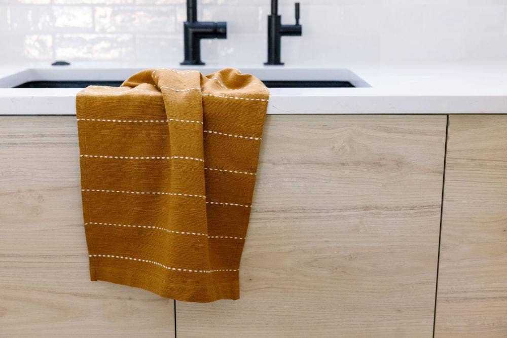 Handspun cotton tea towel, hand loomed in Ethiopia.