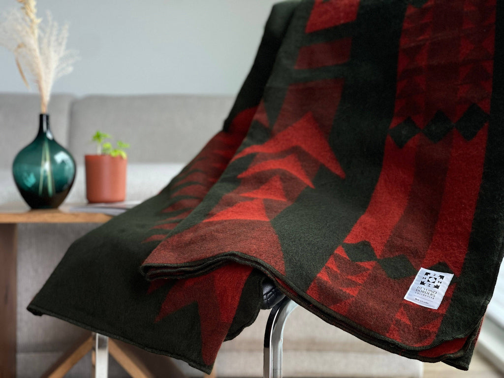 Loja Blanket - Dark Moss - Bush & Briar