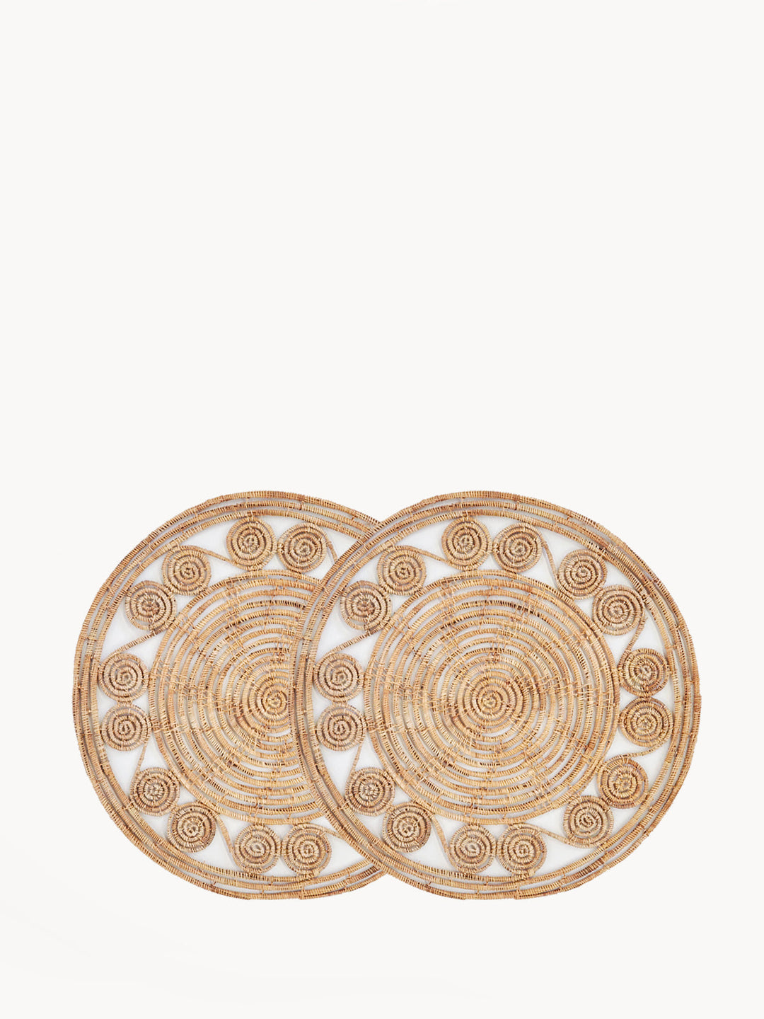 Natural palm fiber placemats with concentric weave and coiled medallion border, set of 2