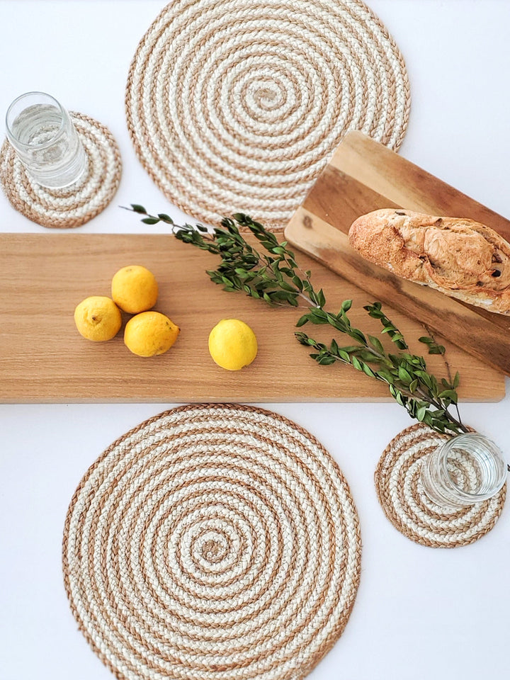 Spiral jute coaster-trivets for drinks and warm dishes, set of 4