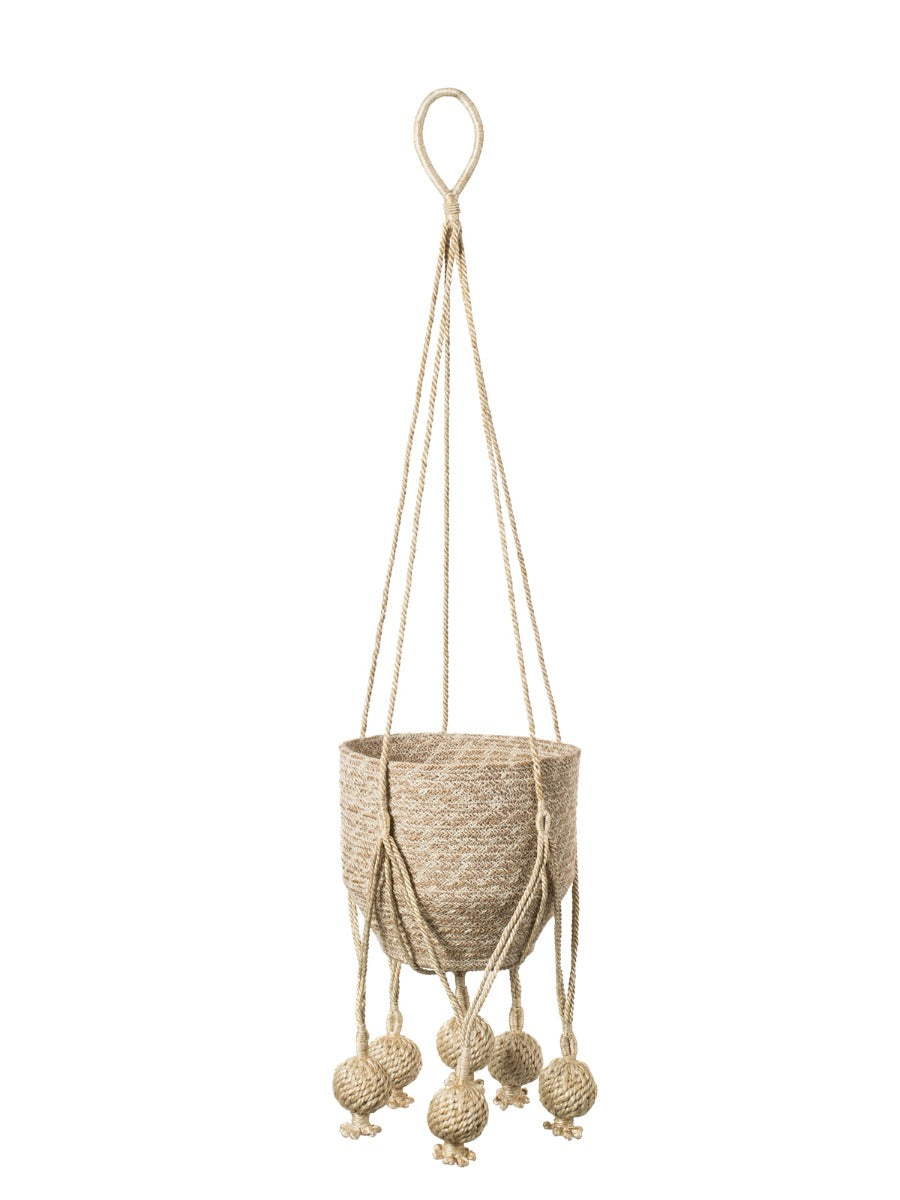 Simple jute plant hanger with knot-ball detail in a natural finish