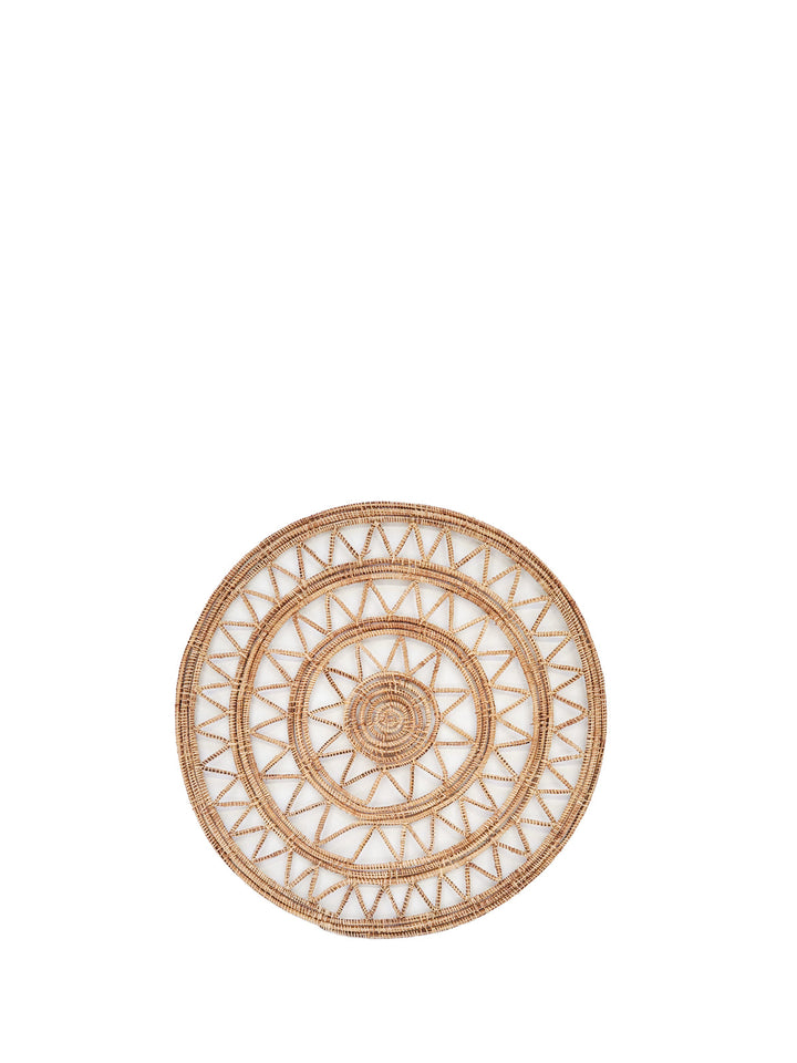 Sunburst-weave palm fiber placemats with triangular rays radiating from spiral center, set of 2