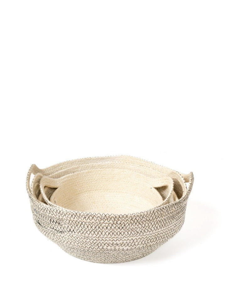 Off-white jute fruit bowl, Fair Trade handmade in Bangladesh
