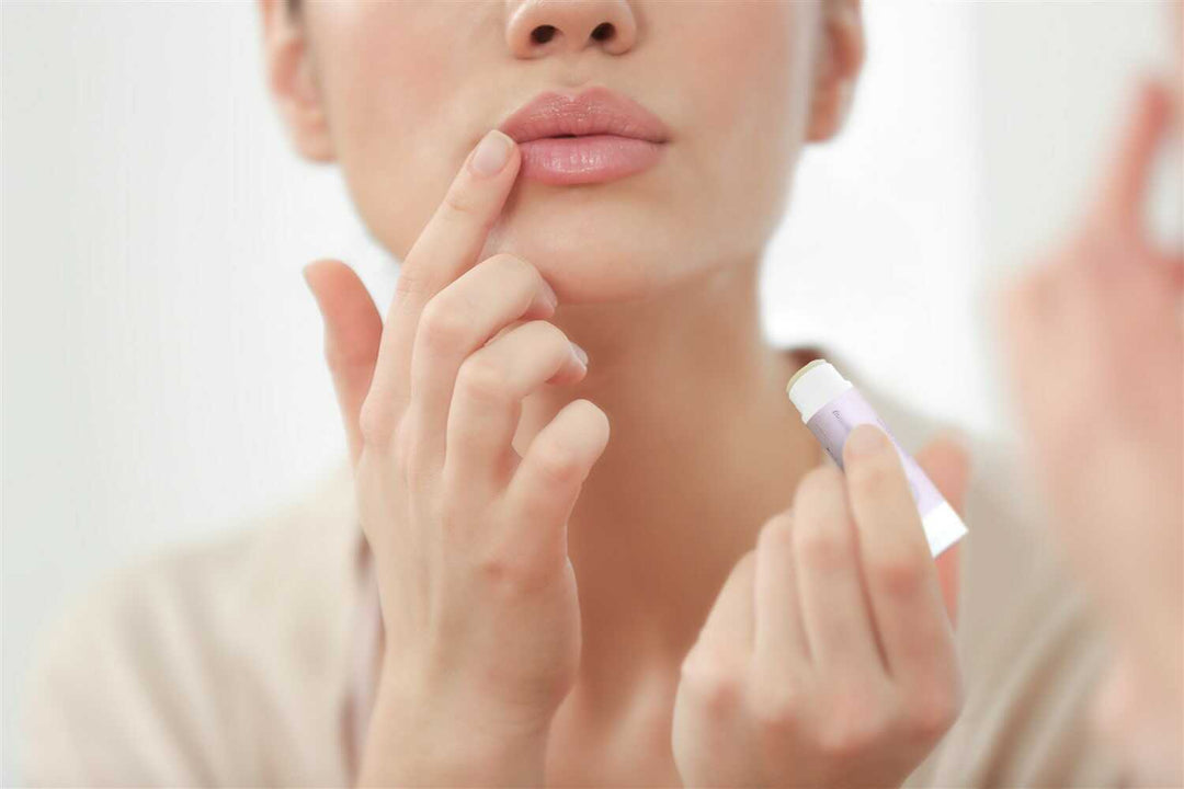 Unscented natural lip balm set with moisturizing balms.